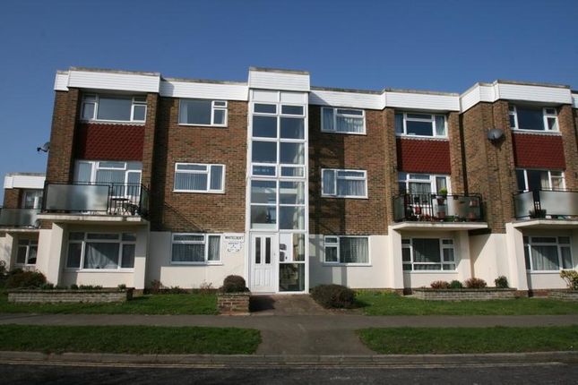 10, Whitecroft, Rustington photo 5