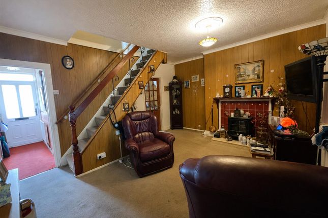 5, James Street, Swansea photo 3