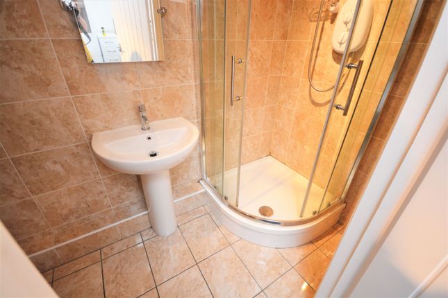 Flat to rent in Mansel Street, City Centre, Swansea