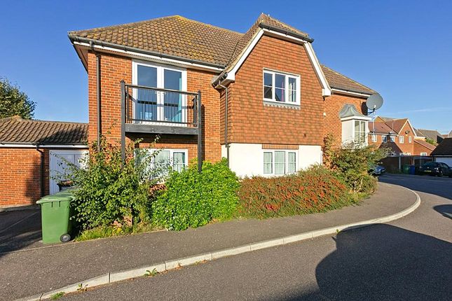 Thumbnail Flat to rent in Wigeon Road, Iwade, Sittingbourne, Kent
