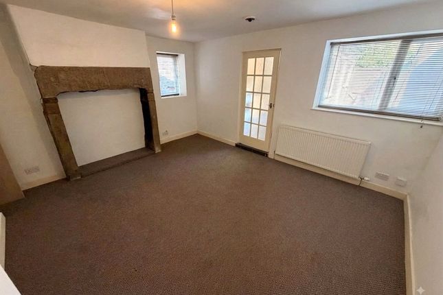 Lee Lane, Bolton photo 2