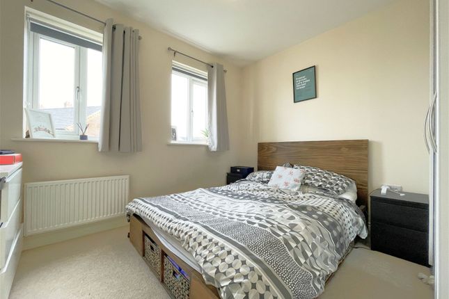 End terrace house for sale in Greenkeepers Road, Great Denham, Bedford, Bedfordshire