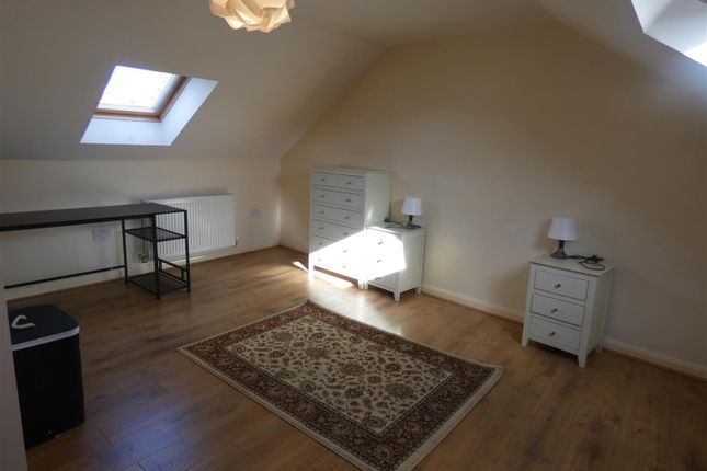 Flat 3 99-107, Shields Road Newcastle upon, Newcastle Upon Tyne photo 3