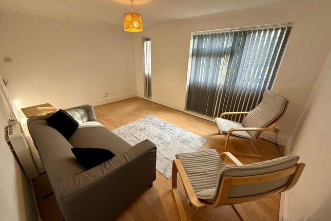 123, Whitburn, Skelmersdale photo 4
