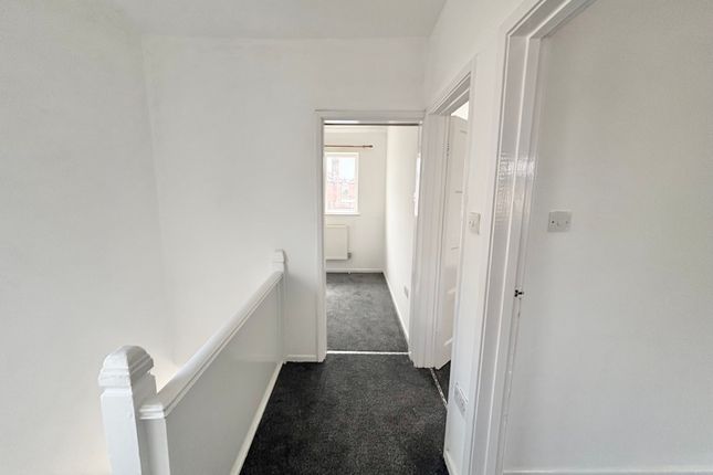 20, Hylion Road, Leicester photo 5