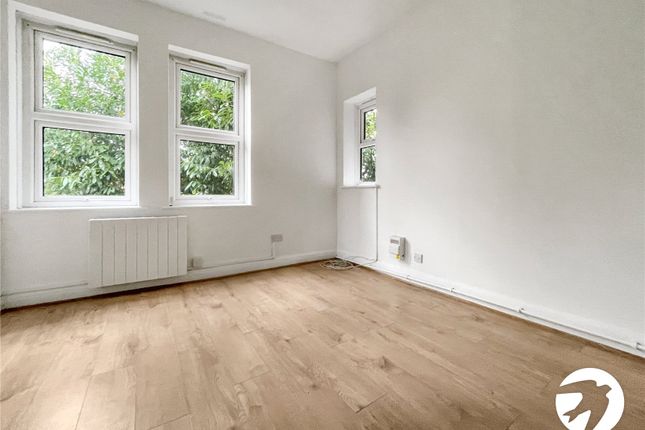Flat 12, 76, London Road, Kent photo 2