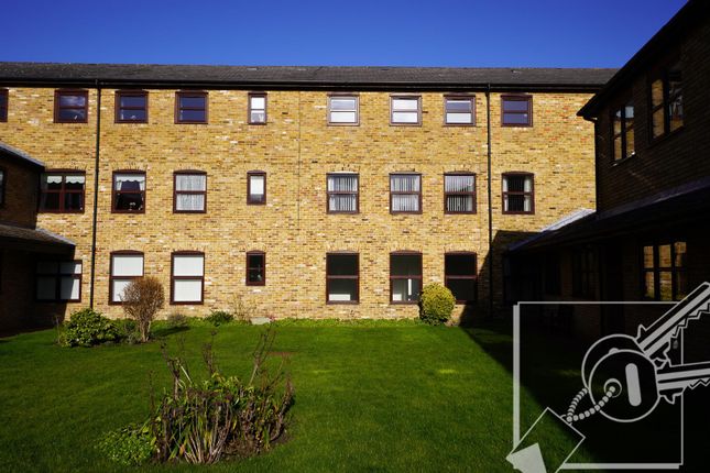 1-bed house on 57 St James Oaks, Trafalgar Road, Gravesend, £165,000