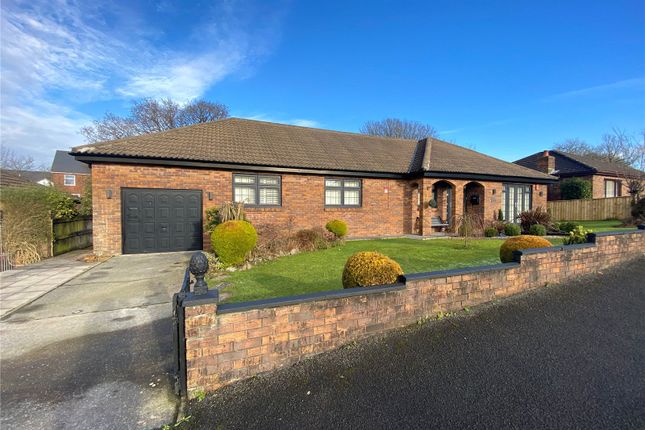 Thumbnail Bungalow for sale in Maesglasnant, Cwmffrwd, Carmarthen, Carmarthenshire