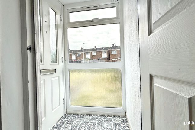 25, Briardene, Ashington photo 2