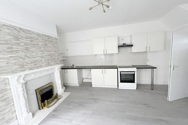 13, Livingstone Road, Blackpool photo 2