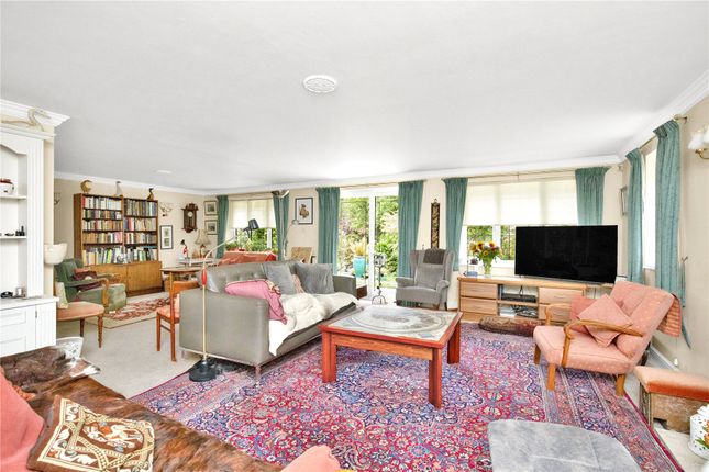 Tanglewood, 2, The Woodlands, Whitehill photo 3
