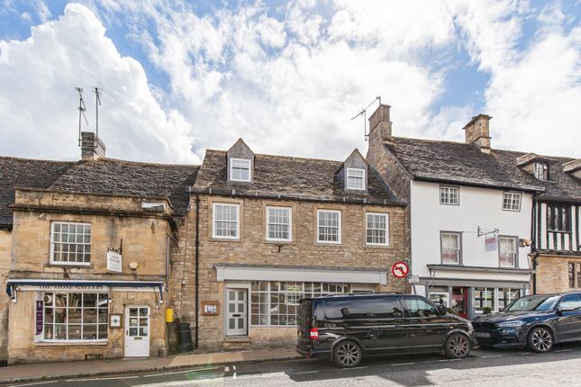 Thumbnail Flat to rent in High Street, Burford