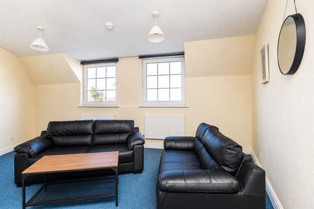 3 Bedroom Flat