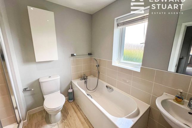 11, St. Johns Close, Cambridgeshire photo 3