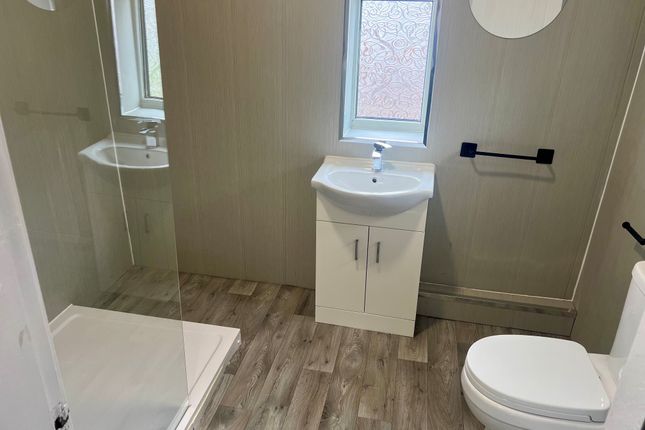 150 b, STOCKTON-ON-TEES photo 3