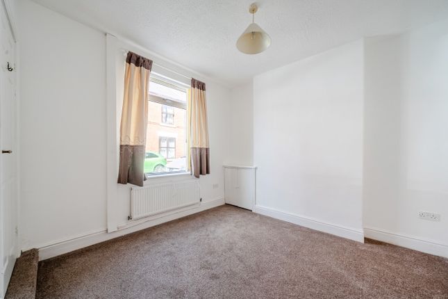 43A,, Cherry Road, Cheshire photo 3