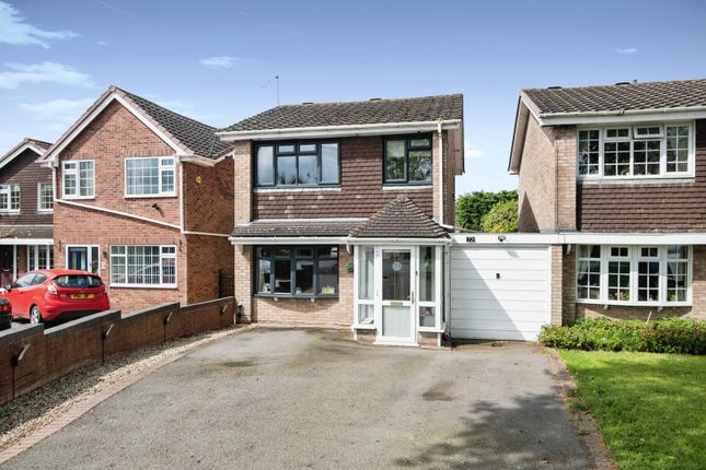 Link-detached house for sale in Wildmoor Lane, Catshill, Bromsgrove, Worcestershire