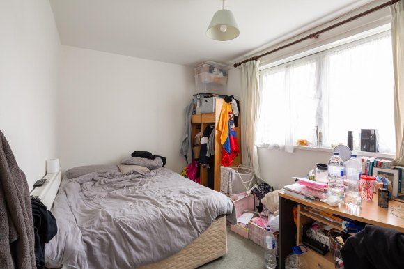 Room to rent in Becket Avenue, Canterbury, Kent