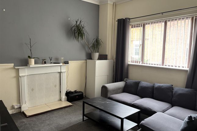 101 & 101a, Edinburgh Street, Goole photo 2