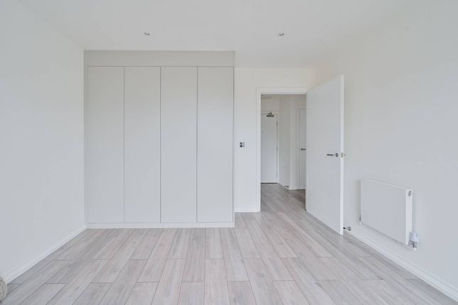 Thumbnail Flat for sale in Oval Road, Camden Town, London