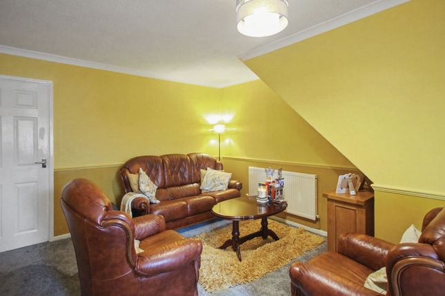159, Pen Y Cae, Caerphilly photo 3