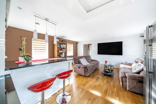 Flat for sale in Casson Drive, Stapleton, Bristol, South Gloucestershire