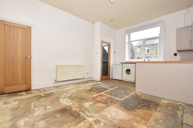 36, Scotchman Lane, Leeds photo 3