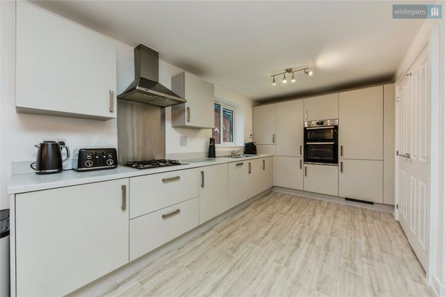 4, Buckley Avenue, Crewe photo 4
