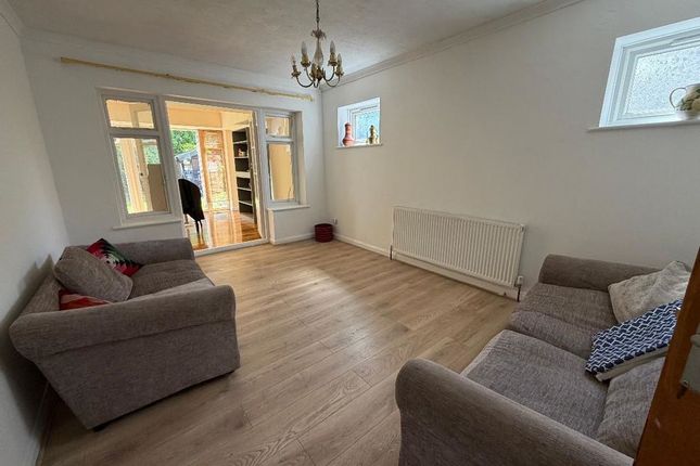 101B, Elm Avenue, Ruislip photo 4