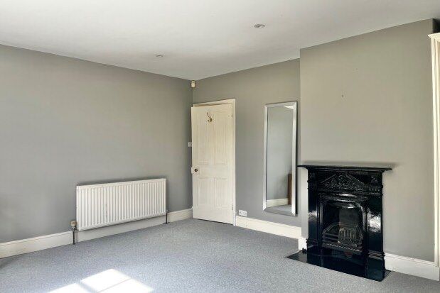 Link-detached house to rent in York Road, Bury St. Edmunds