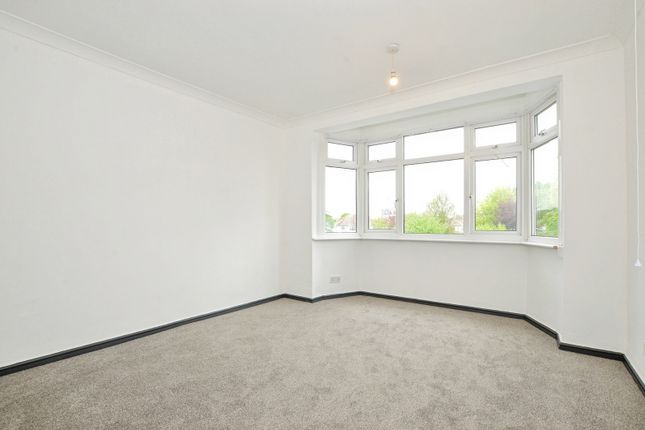 130, Abbotts Drive, Wembley photo 4