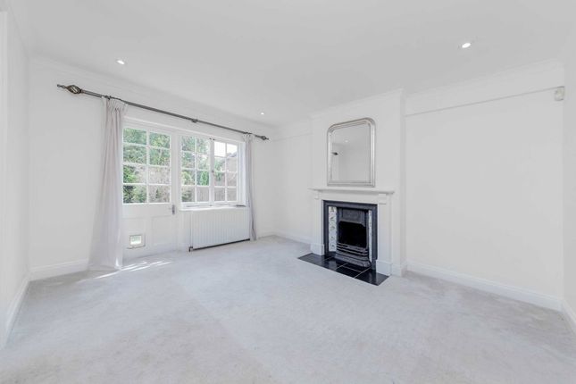 18, Cascade Avenue, London photo 4