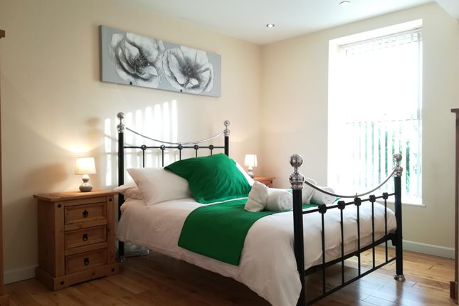 7 , Uplands Terrace, Swansea photo 2