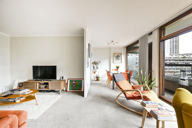 Flat 507, Seddon House, Barbican, London photo 4