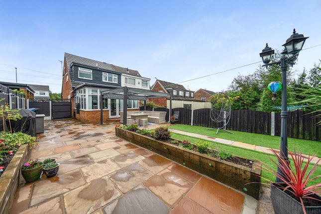 191, Hereford Way, Manchester photo 2