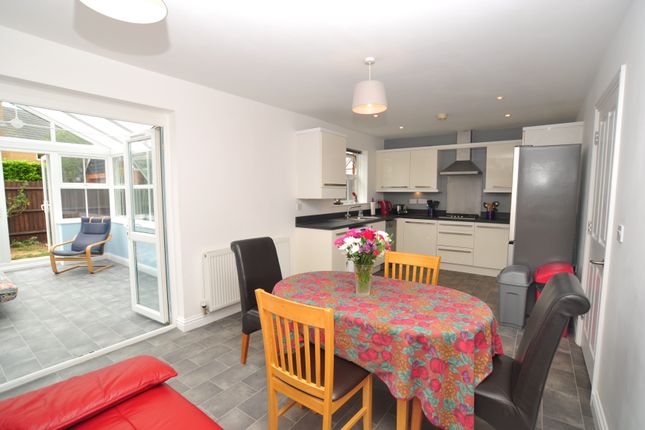 41, Weavers Orchard, Arlesey photo 3