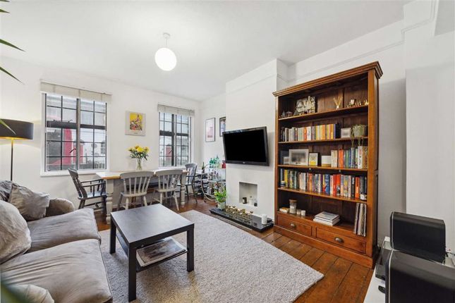 Flat for sale in Harleyford Road, London