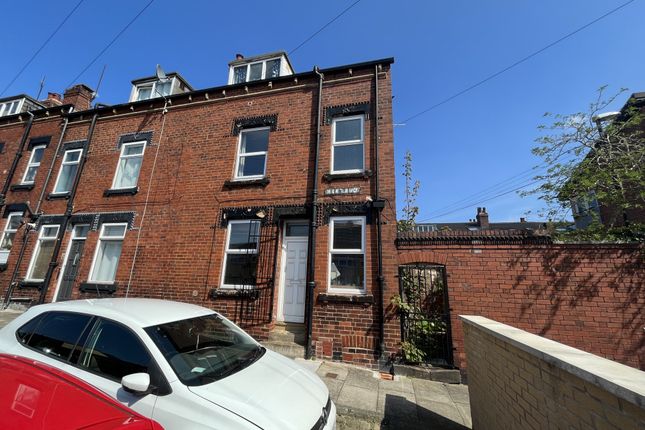 Thumbnail Terraced house to rent in Union Terrace, Leeds, West Yorkshire