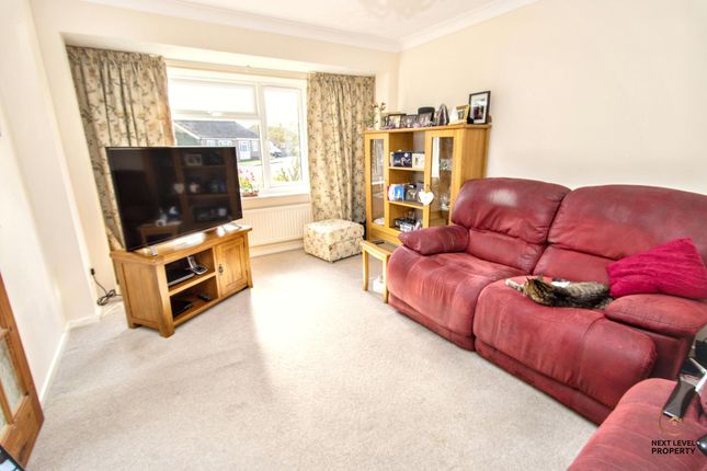12 Morton Way, March photo 4