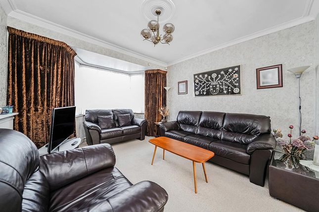 Terraced house for sale in New Park Avenue, Palmers Green