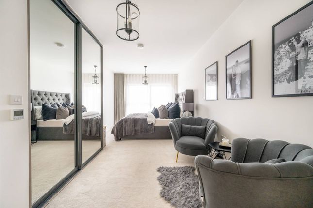 Flat for sale in Lyall House, Upton Park, London