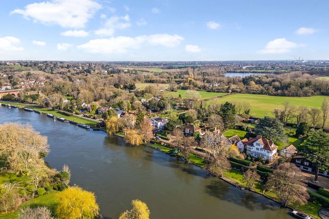 Pine Lodge, River Road, Taplow, Maidenhead photo 2