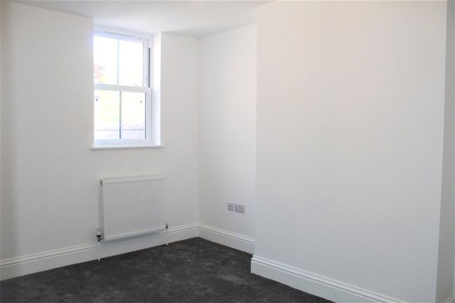 Flat 3, Park View,, Station Road, Edenbridge photo 5
