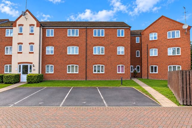 2-bed flat on Hobby Way, Staffordshire, £140,000