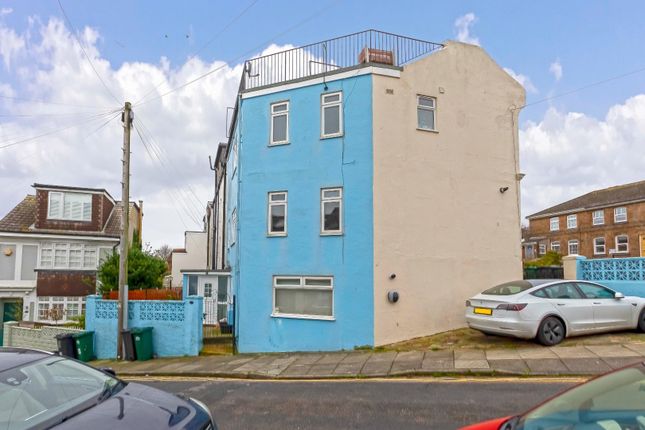 Property for sale in Cromwell Street, Brighton