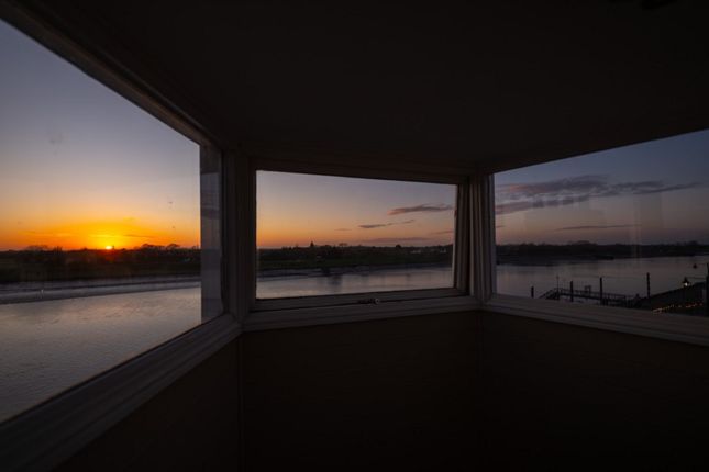 10, South Quay, Norfolk photo 4