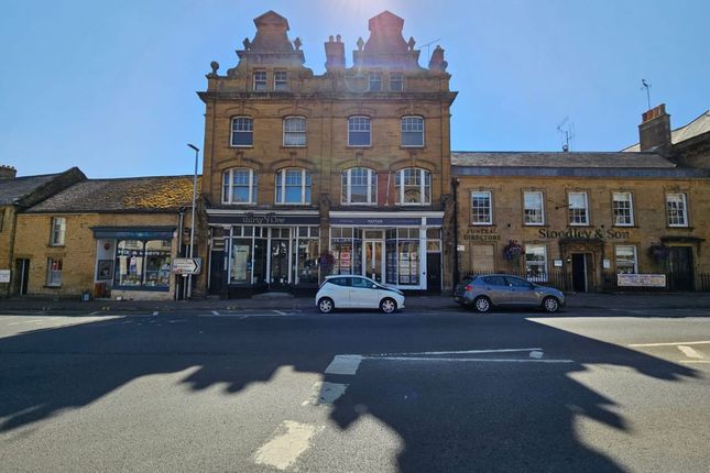 6-bed flat on Flat 33 Market Square, Crewkerne, £138,000