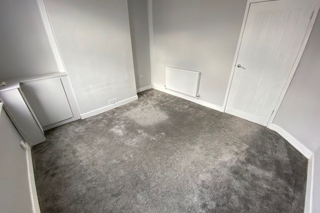 10, ILKESTON photo 3