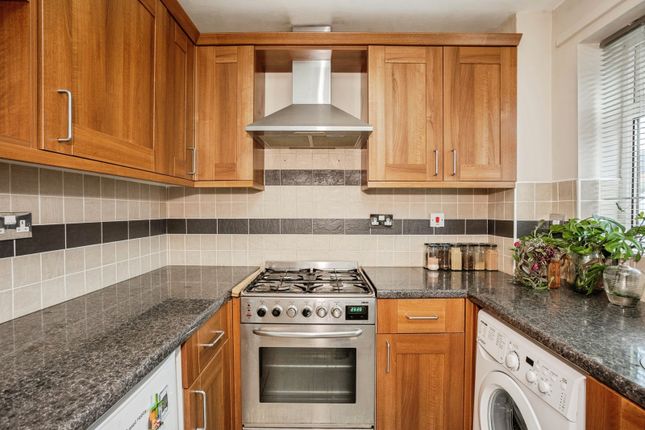 36, Brendon Grove, Nottingham photo 3