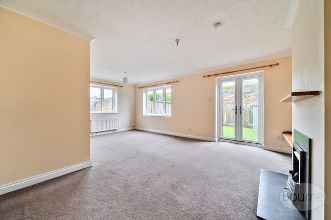 16 The Maltings,, Dragon Street, Petersfield photo 2